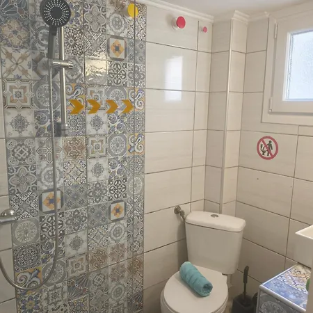 Flat Apartment *