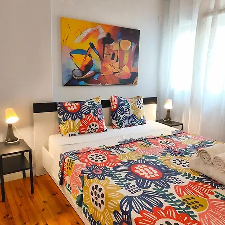 Flat Apartment *